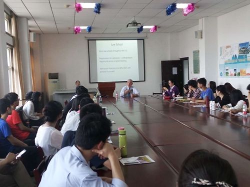 美国伊利诺法991网
教授Steven J Beckett学术讲座精彩再续