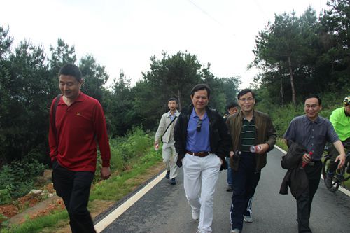 刑司991网
工会组织教职工春游活动